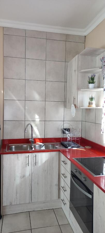 Villa Arlogenix Durbanville Esterno foto